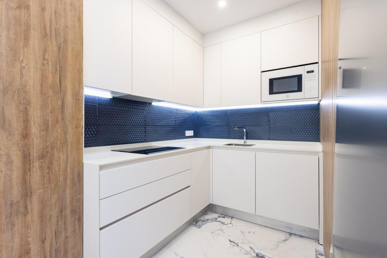 Cozy 1St Sea Line Apartment In The Quiet Area Los Cristianos  Buitenkant foto
